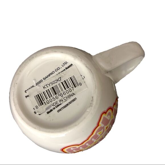 Sanrio Hello Kitty Hearts 18 Ounce Ceramic Mug - Picture 5 of 5